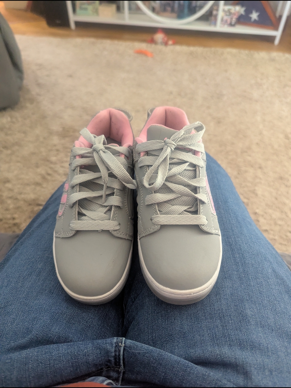 Heelys Gray and Pink Low-Top Skate Sneakers
